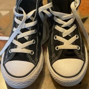 Converse- Hightop Chucks